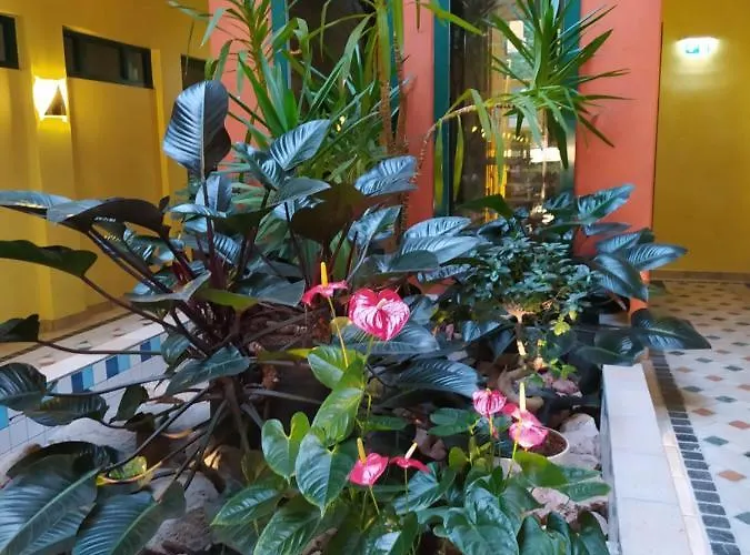 Weinhotel Atrium Aparthotel 3*